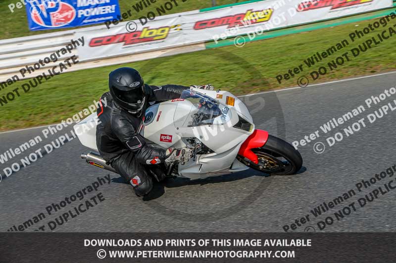 PJ Motorsport Photography 2018;enduro digital images;event digital images;eventdigitalimages;mallory park;mallory park photographs;mallory park trackday;mallory park trackday photographs;no limits trackdays;peter wileman photography;racing digital images;trackday digital images;trackday photos